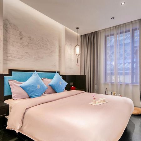 Gongxili - Chujian Hotel Kunming Bagian luar foto